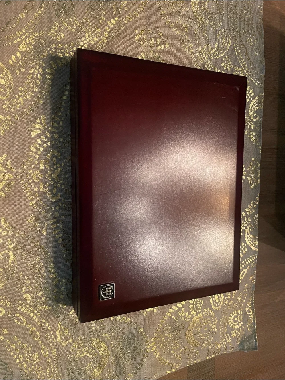 Wusthof Wooden Knife Storage Box in Natural Wood and Dark Red